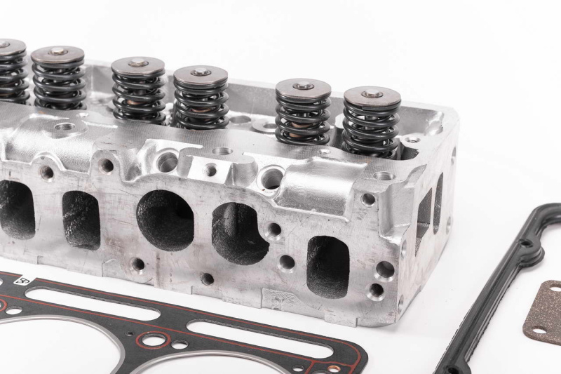 Головка блока цилиндров УМЗ-4216 с клапанами, крепежом и прокладкой Евро-3 ГАЗ Оригинал