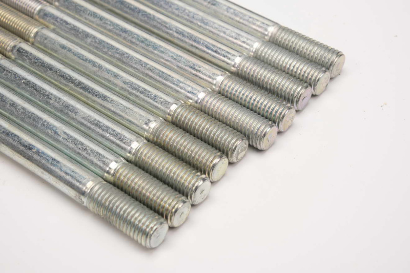 Головка блока цилиндров УМЗ-4216 с клапанами, крепежом и прокладкой Евро-3, 4 с ГБО ГАЗ Оригинал