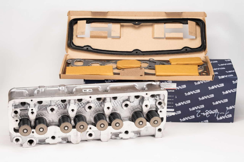 Головка блока цилиндров УМЗ-4178, 421, 4218 УАЗ с клапанами, крепежом и прокладкой АИ-92 ГАЗ Оригина