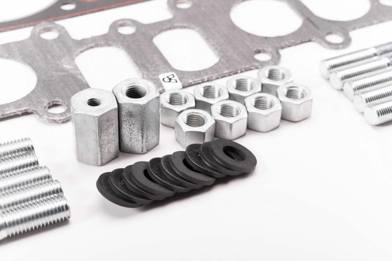 Головка блока цилиндров УМЗ-4216 с клапанами, крепежом и прокладкой Евро-3 ГАЗ Оригинал